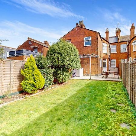 Spacious 2Bd Apartment Cricklewood London Exterior foto