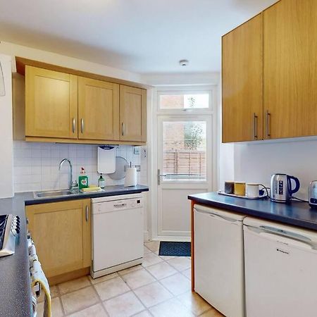 Spacious 2Bd Apartment Cricklewood London Exterior foto