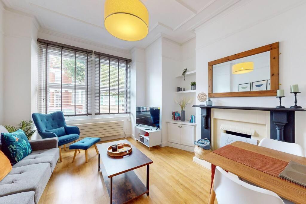 Spacious 2Bd Apartment Cricklewood London Exterior foto