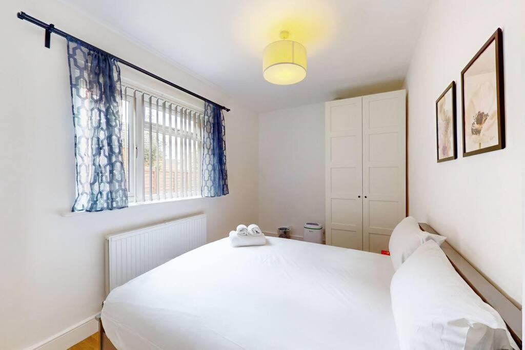 Spacious 2Bd Apartment Cricklewood London Exterior foto